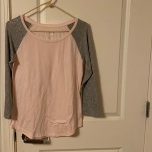 American Eagle tshirt top